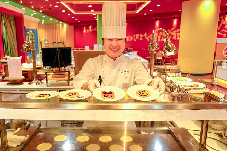 ホテル近鉄ユニバーサル・シティ　朝食ブッフェ　パンケーキ