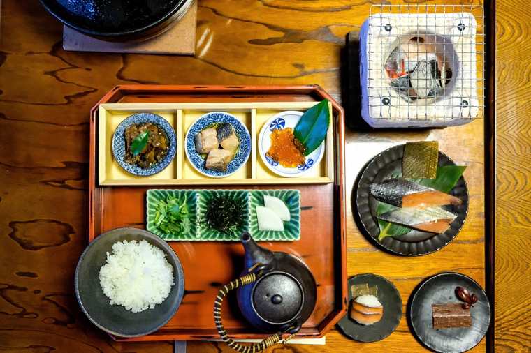 新潟県村上市　井筒屋