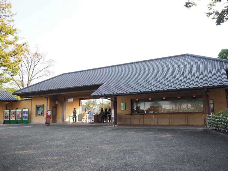 なばなの里 エントランスゲート