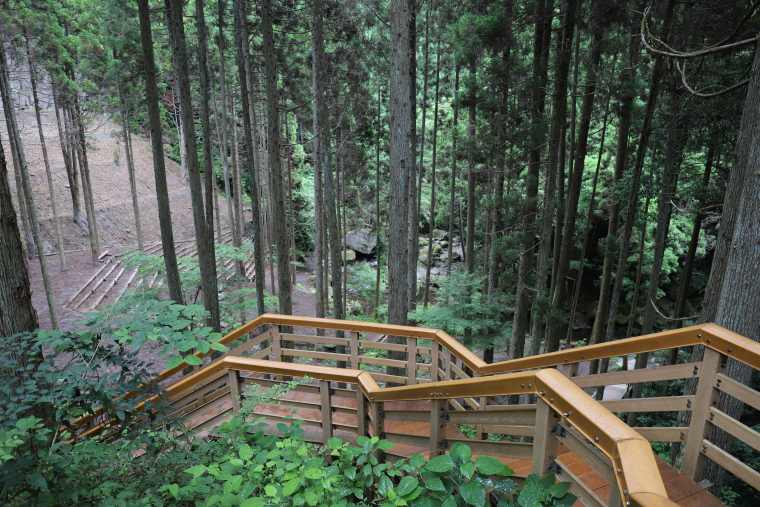 鍋ヶ滝公園を散策