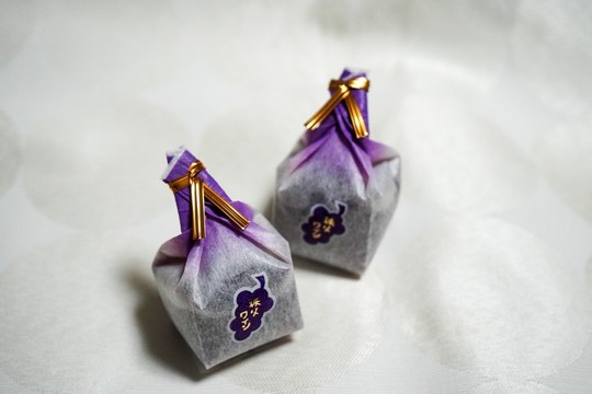 秩父神社前交差点　八幡屋本店