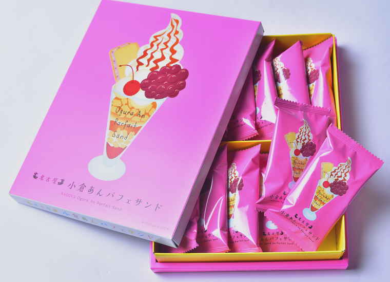 名古屋駅お土産　東海寿「小倉あんパフェサンド」