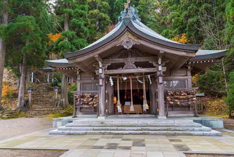 秋田県男鹿半島 「男鹿のなまはげ」真山神社