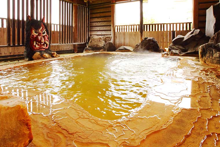 秋田県男鹿半島 「男鹿のなまはげ」「男鹿温泉」