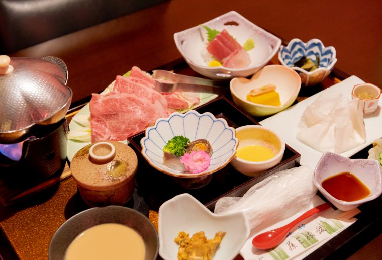 鉛温泉 藤三旅館