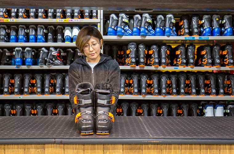 越後湯沢 NASPAスキーガーデン レンタルショップ