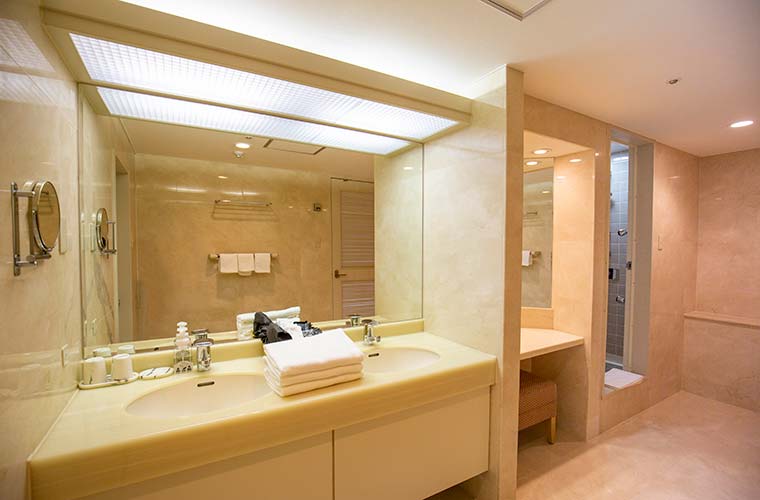 越後湯沢温泉　ＮＡＳＰＡニューオータニ　ジュニアスイート