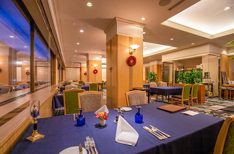 越後湯沢温泉 NASPAニューオータニ フォンタナ