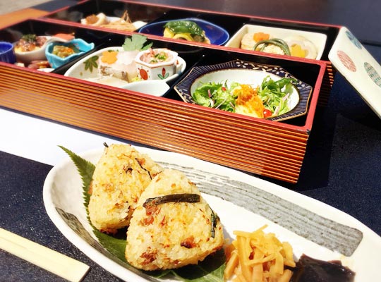 新しい発想の食を次々考案中