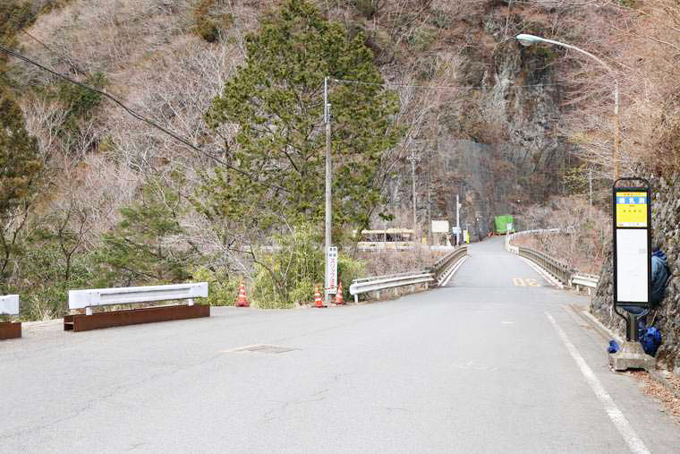 奥多摩・日原鍾乳洞　アクセス　終点「鍾乳洞」