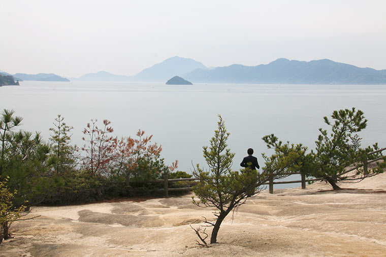 大久野島の夕日の丘