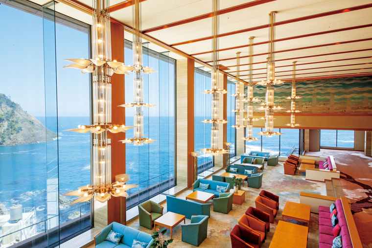 日和山温泉　ホテル　金波楼　ロビー