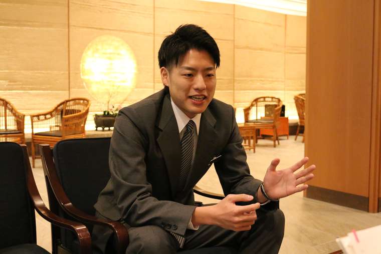 城崎温泉　西村屋ホテル招月庭　スタッフの青木さん