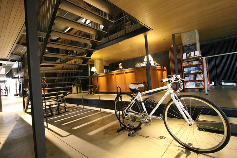 ホテルサイクルのロビー