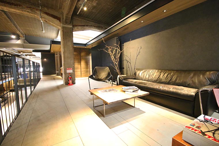 ホテルサイクルのパブリックスペース