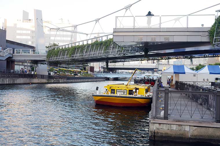 大阪 落語家と行く　なにわ探検クルーズ