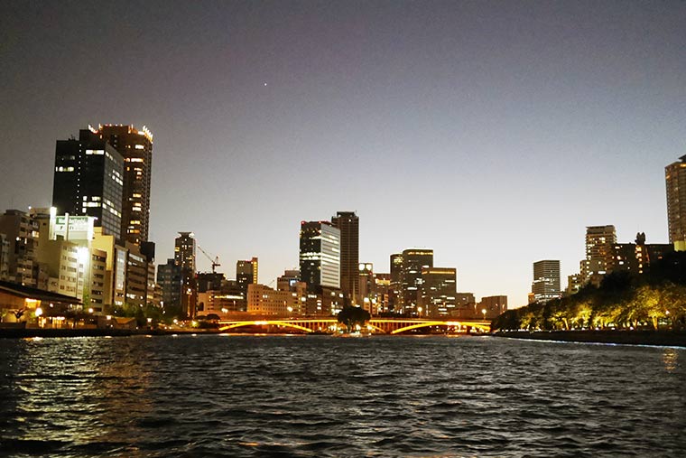 大阪 落語家と行く　なにわ探検クルーズ