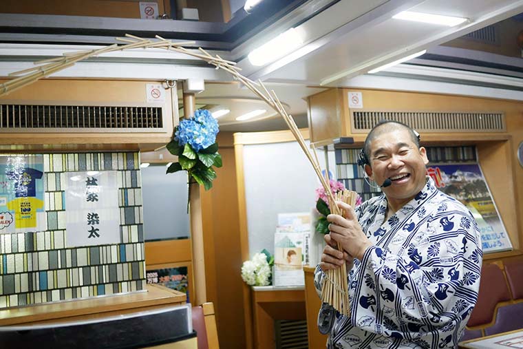 大阪 落語家と行く　なにわ探検クルーズ