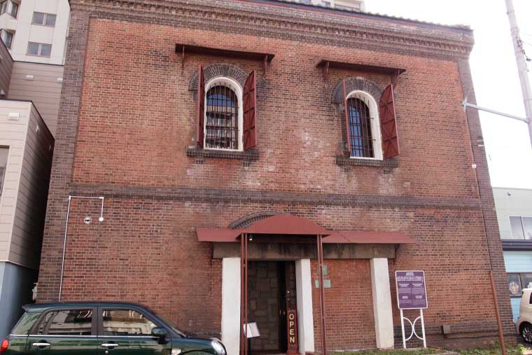 レストラン「ISO」