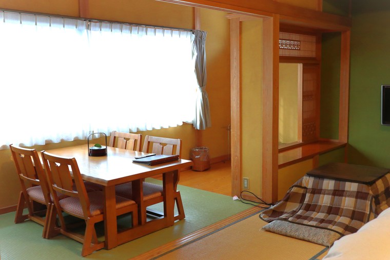 猿ヶ京温泉 料理旅館樋口 【御所の間 / 和洋室13畳】