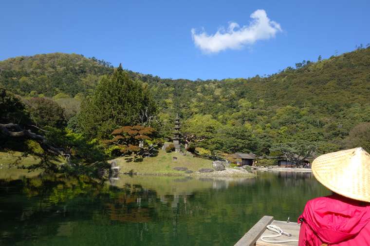栗林公園の天女嶋（てんにょとう）