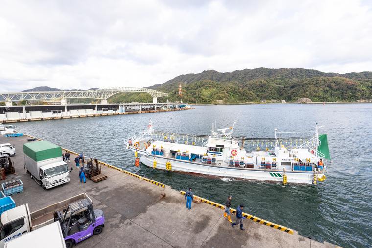 境漁港見学ツアー