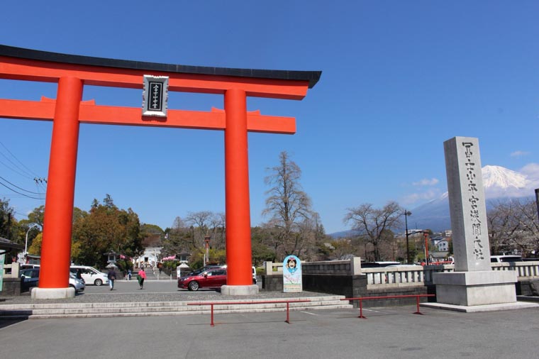 富士山本宮浅間大社の鳥居