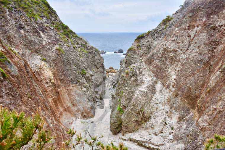 式根島 地鉈温泉