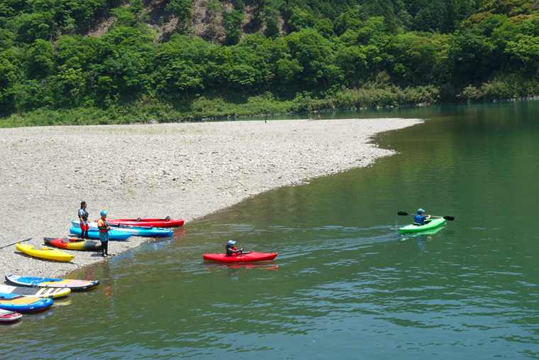 三里沈下橋のカヌーツアー