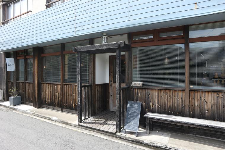 おしゃれなカフェやレストラン