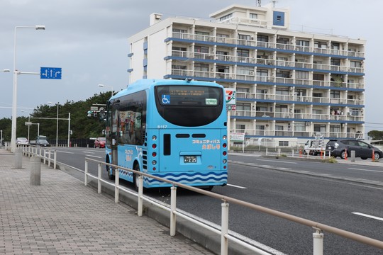 R134を走る「えぼし号」