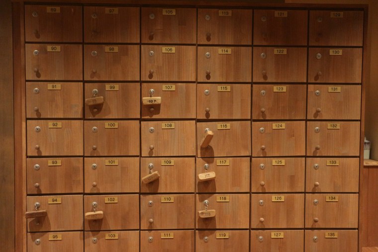 懐かしい下足入れ