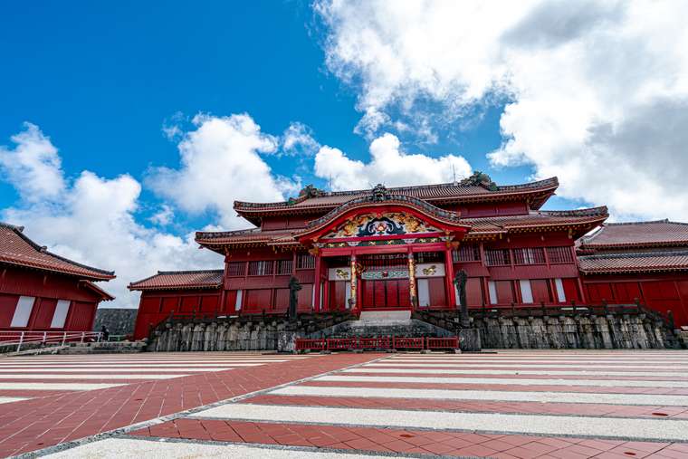 首里城　正殿と御庭