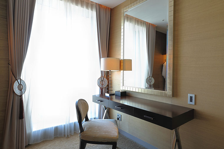 セントレジスホテル大阪 スイートルーム