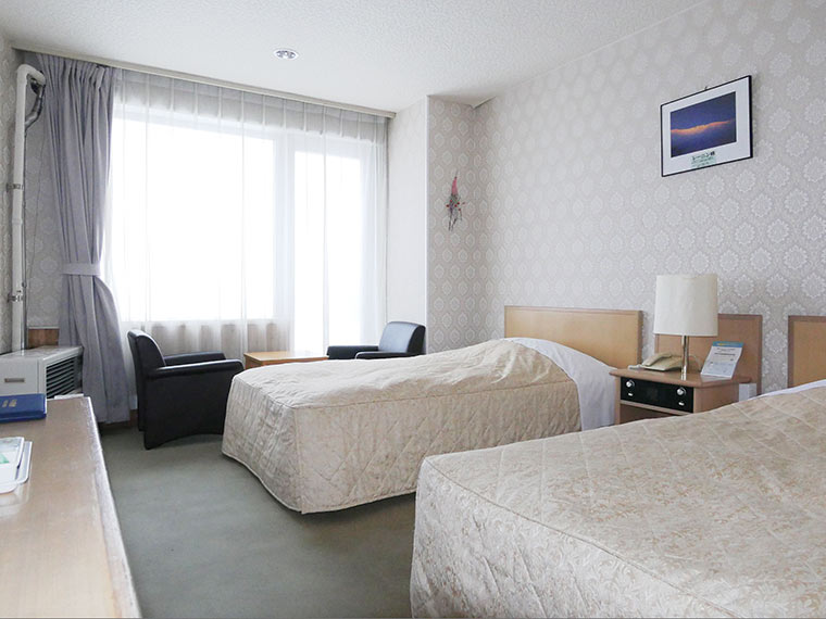 星空観測を楽しむ温泉旅 高峰高原ホテル 部屋