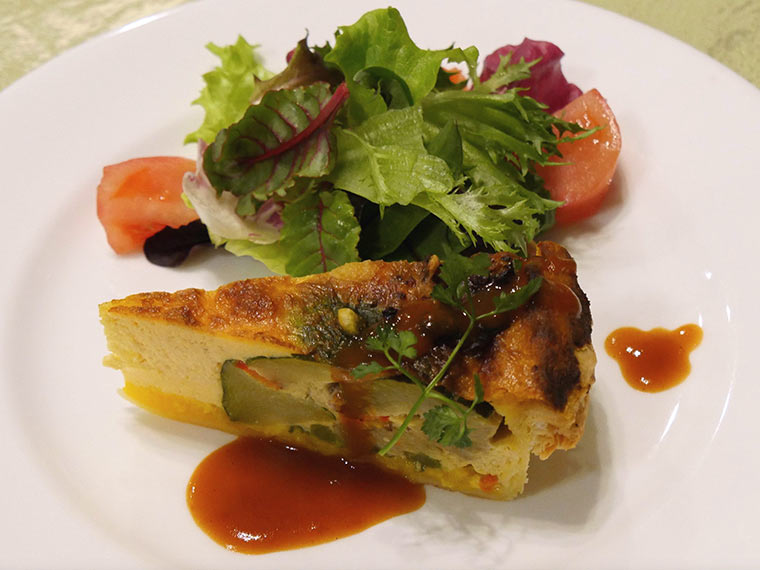 星空観測を楽しむ温泉旅 高峰高原ホテル ディナー