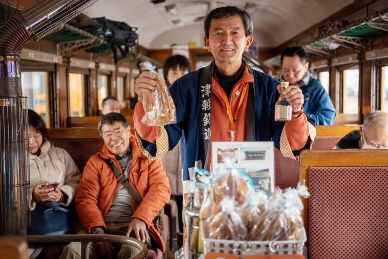 「津軽鉄道」ストーブ列車