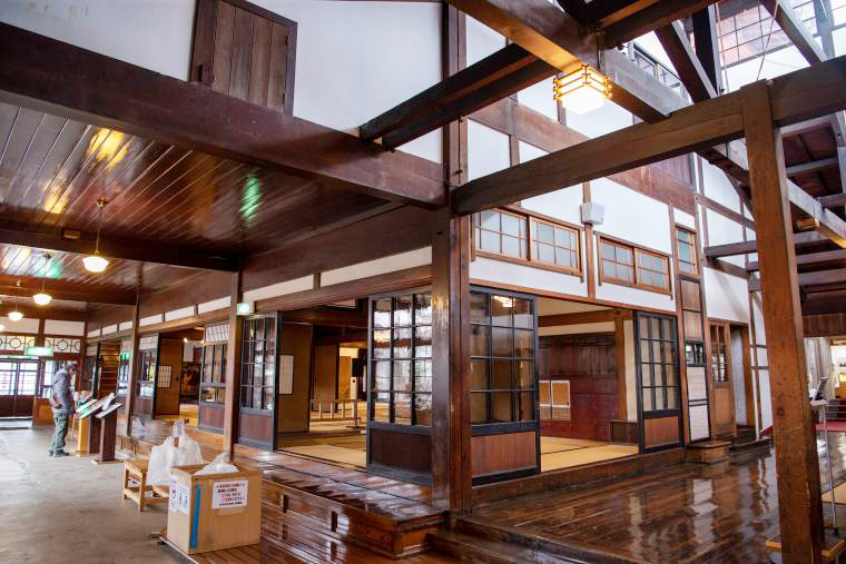 「津軽鉄道」ストーブ列車 太宰治記念館 斜陽館