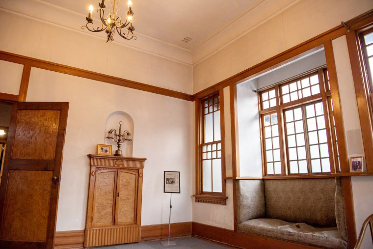 「津軽鉄道」ストーブ列車 太宰治記念館 斜陽館