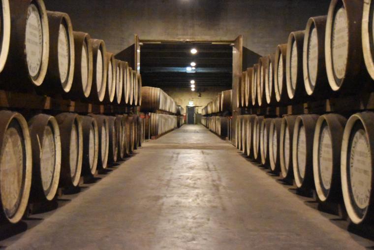 サントリー山崎蒸溜所の貯蔵庫