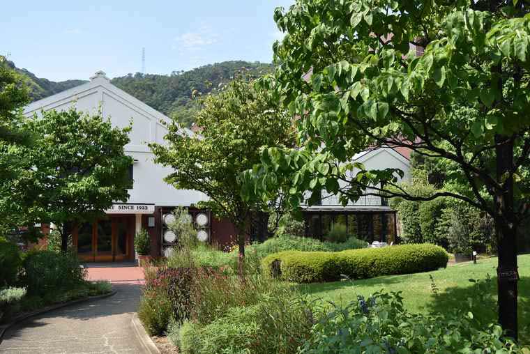 サントリー山崎蒸溜所　山崎ウイスキー館