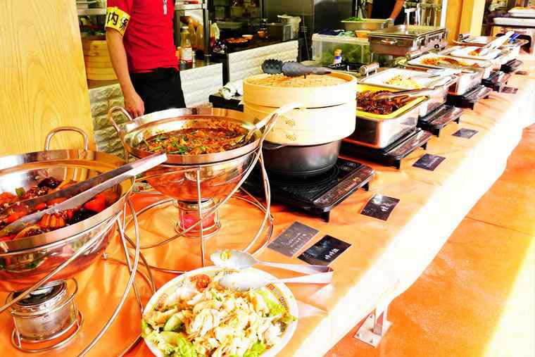 高尾山　ビアガーデン「高尾山ビアマウント」