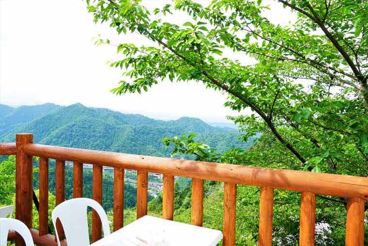 高尾山　ビアガーデン「高尾山ビアマウント」