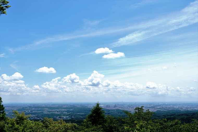 ケーブルカー高尾山駅　「霞台展望台」