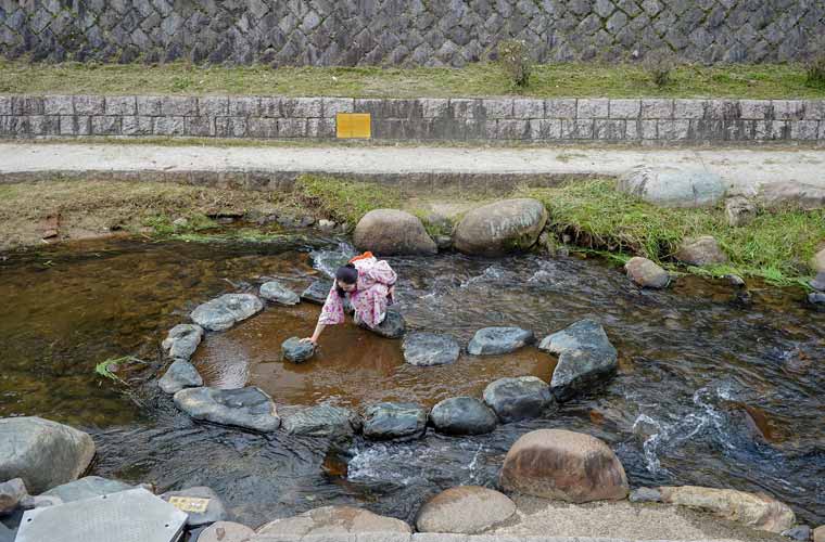 玉湯川「しあわせの青めのう」