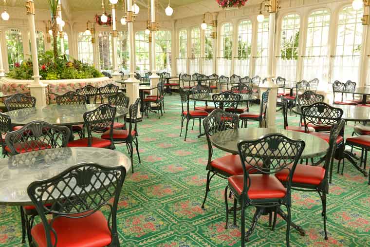 クリスタルパレス・レストラン