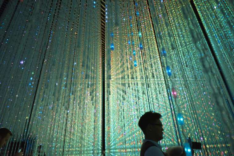 チームラボボーダレスお台場