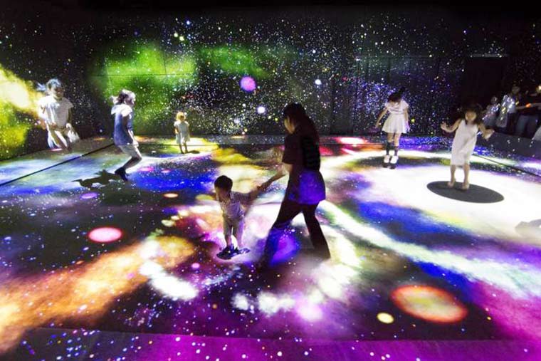 チームラボボーダレスお台場