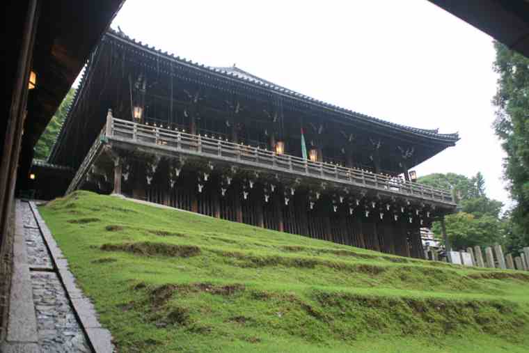 東大寺　二月堂