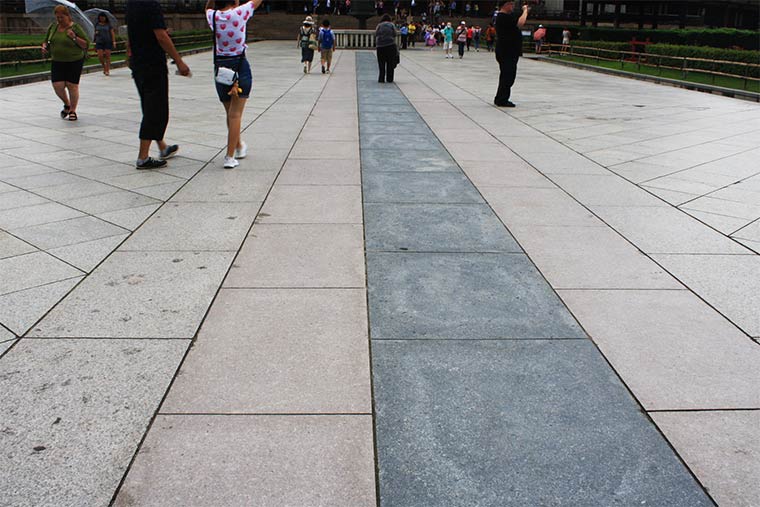 東大寺　大仏殿への参道